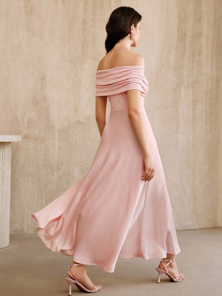 Robe rose élégante et sexy avec nœud et épaules dénudées, convient pour le mariage et la remise des diplômes