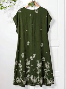 EMERY ROSE Plus Size Women's Country Vintage Vacation Bohemian Army Green Cashew Embroidery Round Neck Raglan Sleeve Loose Dress For Spring And Summer Summer Dresses For Women Vacation Outfits Woman Summer Dresses For Women Country Concert Outfit Country Outfits Women,Dresses Casual Embroidered Dress Green Summer Dress Women