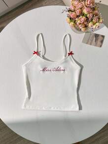 SHEIN MOD Regata Slim Fit com Laço e Estampa de Letra Fashionable para Mulheres da Coquette - Branco - Visão 3