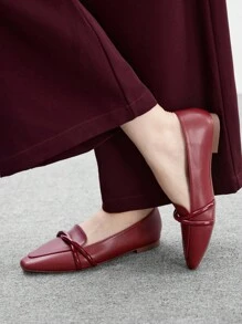 CUCCOO BIZCHIC 女士方头平底牛血色交叉带软底舒适复古乐福鞋，适合日常通勤和办公室穿着 - 酒紅色 - 查看 2