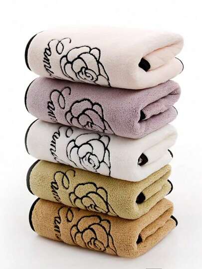 SHEIN 1件/2件装玫瑰刺绣珊瑚绒毛巾套装 - 超柔软、吸水性强、亲肤、速干，包含一条手巾和一条浴巾，尺寸为70*140厘米，适合成人使用，可用于家庭、泳池、浴室等场所。也可用于家居浴室装饰、夏季返校季、美容院等。