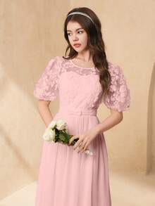 SHEIN 优雅白色圆领 3D 蕾丝面料泡泡袖飘逸连衣裙，适合派对、婚礼、少女穿着