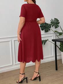 Ellevyn 加大码优雅女士连衣裙，方形领口，贝壳边，纯色 - 酒紅色 - 查看 2
