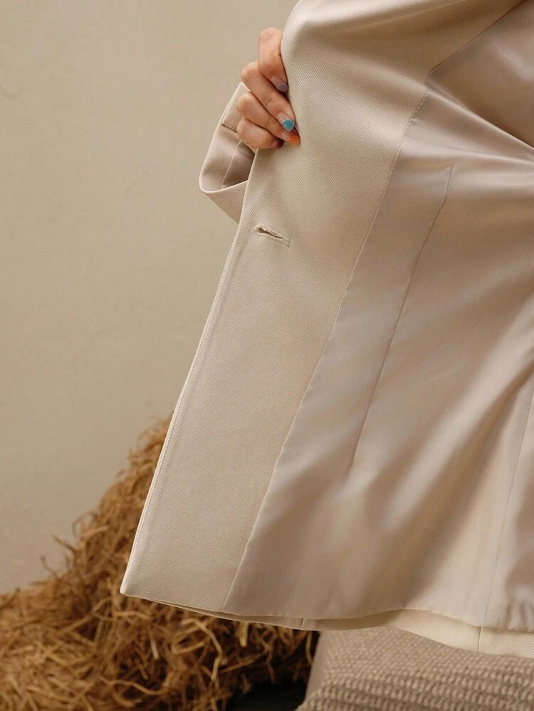 女性用 刺繍入りラペル ネック ロング袖 エレガントなブレザー