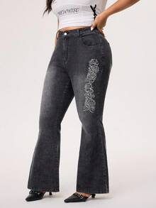 SHEIN EZwear 大码女式街头风格复古侧绣花弹力黑色喇叭牛仔裤 - 黑色 - 查看 6