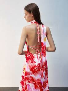 Maija Vestido maxi halter con cintura ceñida y estampado floral para mujer - Rosa Fucsia - Ver 9