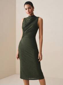 BizChic 2025秋季新款女装休闲时尚百搭简约无袖纹理橄榄绿复古风格街头休闲办公室约会派对郊游机场返校秋季连衣裙