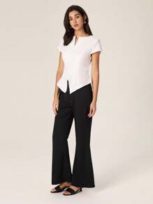 Modelyn 法式设计开衩下摆收腰短袖女式上衣 - 白色 - 查看 3