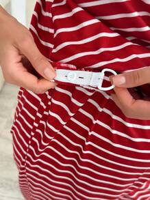 SHEIN 孕妇休闲条纹印花前拉链连体裤