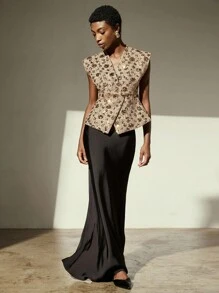 Aveloria Modichic Tweed Fabric Sequin Embroidery Elegant Design Buttoned Fitted Vest Top - Khaki - View 6