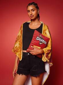 Doritos X SHEIN 1件薯片包装混合垫子和毯子，加厚法兰绒，柔软且不掉毛 - 彩色 - 查看 4