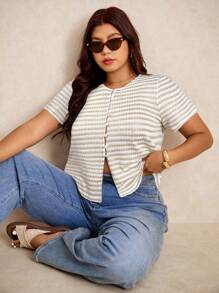 Elaquor 大码夏季休闲通勤条纹纽扣T恤 - 杏色 - 查看 1