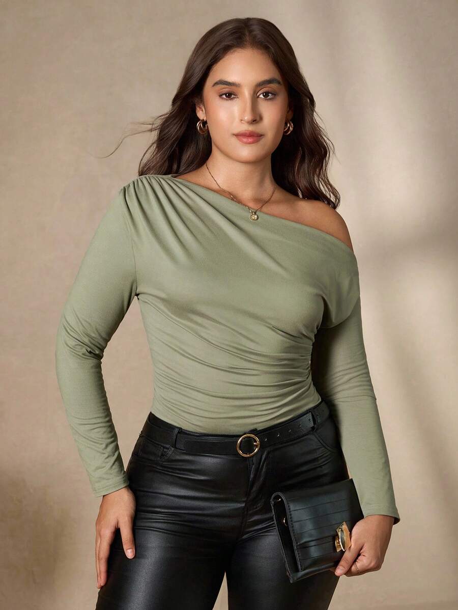 Chikora Plus Size Women Solid Color Asymmetric Neck Ruched Top, Suitable For Commuting, Sage Green Top Office Work Classy Elegant Top