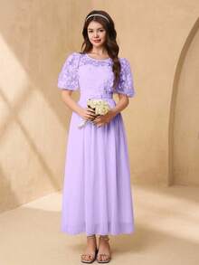 SHEIN 少女优雅白色圆领 3D 蕾丝面料泡泡袖飘逸连衣裙，适合派对、婚礼季节 - 紫色 - 查看 4