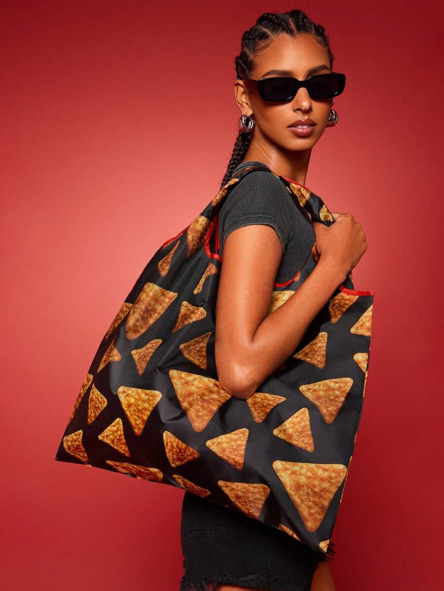 Doritos X SHEIN 1 buah Tas Belanja Lipat Motif Keripik Jagung dengan Kantong Kecil, Tas Tangan dengan Rantai Mutiara, Cocok untuk Bepergian, Berbelanja, Perjalanan, Unisex, Ringan dan Portabel - MultiWarna - View 1