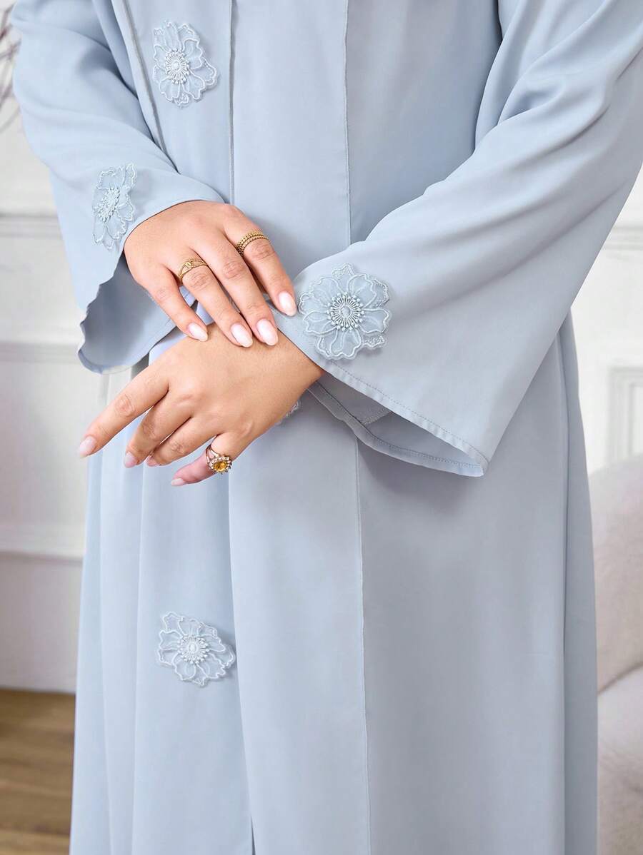 Al Najma Plus Size Women's Solid Color V-Neck Applique Elegant Long Sleeve Arabic Maxi Dress - Green - View 1