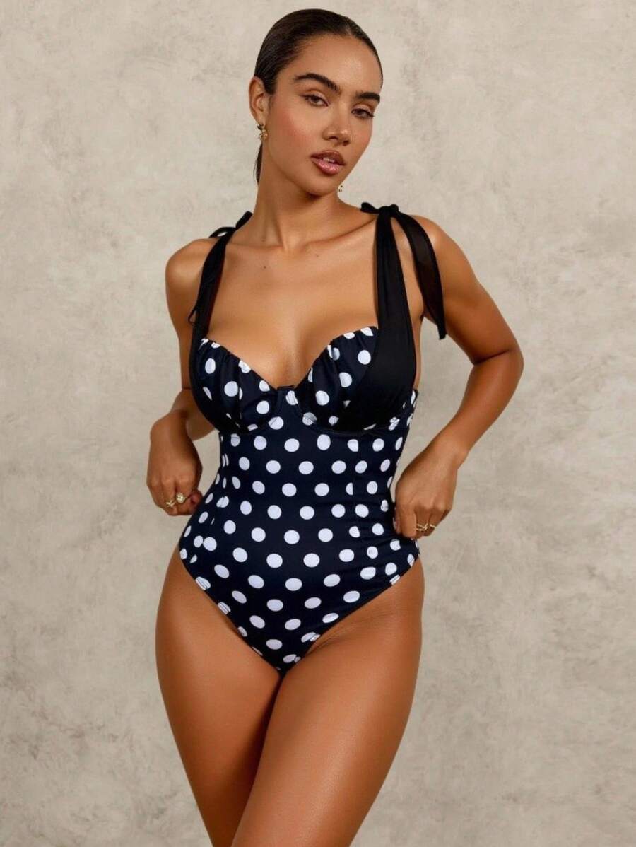 SHEIN ChicEase 1 pezzo Costume da bagno intero donna con volant a pois, adatto per vacanze - Bianco e nero - Visualizzare 1
