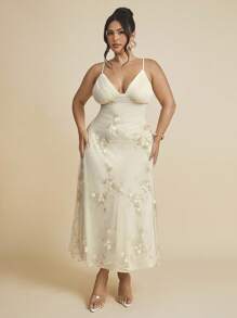 SHEIN BAE PLUS SIZE Women's Wedding Season Sexy Elegant Deep V Ruched Bust Embroidered Fitted Waist Romantic Embroidered Maxi Dress Honeymoon Outfits Woman Women Wedding Guest Dress Island Vacation Outfits Look Summer Dresses For Women Fall  Wedding Guest Dress Women Sun Dresses For Women Mother's Day Outfit/Halloween Plus Size/Back To School/Birthday Dresses For Women/Plus Size Dresses/Holiday Women Outfits/Rave Outfits/Off Shoulder/Elegant Dress,Homecoming Dress - Apricot - View 4