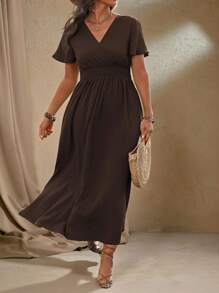 Roveilla 加大码女式裹腰荷叶边袖连衣裙，适合圣诞节超长女装