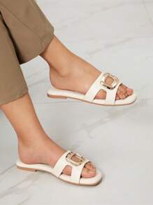 Sleekvia Sandales plates décorées de métal pour femmes, style décontracté d'été