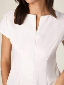 Modelyn 法式设计开衩下摆收腰短袖女式上衣 - 白色 - 查看 6