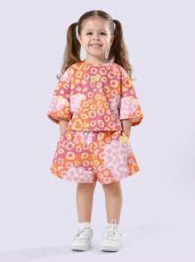 متعدد الألوان