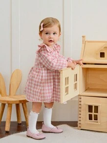 SHEIN A Pink, Sweet, Fashionable And Cute Long-Sleeved Zipped Round-Neck Plaid Dress For Baby Girls And A Pink Arctic Wool Hat As Accessories Are Essential For Daily Wear - Pink - View 5