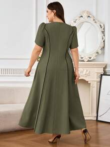 Modelyn 大码女式花瓣短袖优雅连衣裙 - 棕色 - 查看 2