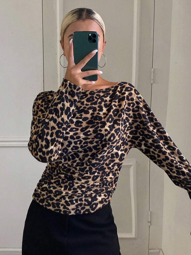 Women's Leopard Print Pleated Round Neck Casual Elegant Long Sleeve Blouse, Autumn/Winter