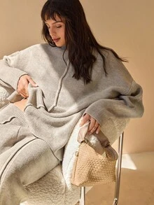 CLARA VERO Completo in maglia larga da donna - top in acrilico beige pietra con collo alto, cuciture centrali e laterali a vista