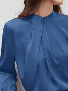 BizChic 女士秋季高领不对称设计褶饰宽松长袖上衣，基本款简约优雅别致商务休闲办公装，适合教师、婚礼、音乐会