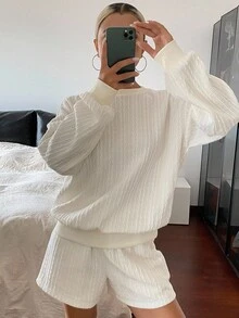 DAZY 两件套女士纯色纹理面料宽松圆领长袖卫衣和直筒短裤休闲街头风加厚套装，秋冬女士家居服套装 - 米色 - 查看 3