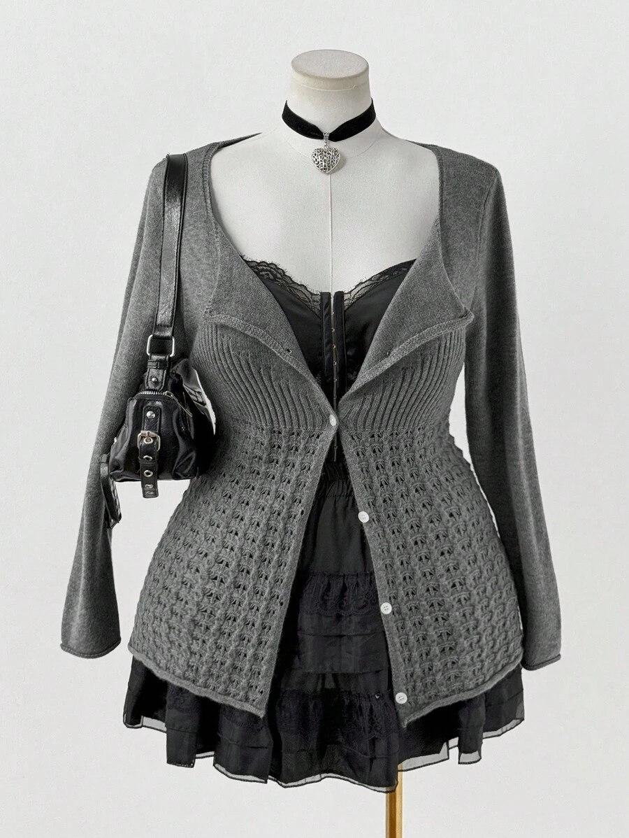 Sunspun 大码纯色复古钩针纽扣开衫 - 灰色 - 查看 1