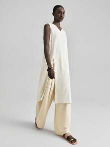 Ontre 夏季无袖休闲纯色开衩上衣 - 卡其色 - 查看 1