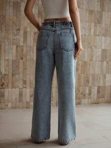MOTF PREMIUM EMBROIDERY FLORAL PATTERN SLANT POCKET JEANS - Blue - View 4