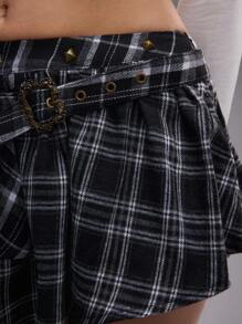 ROMWE Grunge Punk 夏季海滩毕业复活节裙子女音乐会纳什维尔节摇滚铆钉水钻肩带无袖格子复古 Y2K 拼布红蓝蕾丝网眼街头不对称下摆低腰女裙 - 黑色 - 查看 3