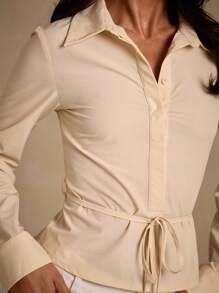 Glamine 女式半开袖衬衫，弹力修身性感优雅简约设计，适合通勤、都市、现代职场、美人鱼风格，适合春夏秋冬所有季节 - 杏色 - 查看 2