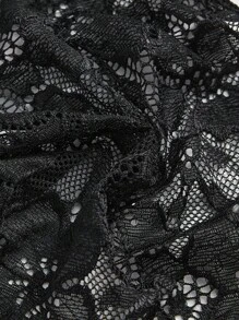 SHEIN إكسسوارات ملابس داخلية من الدانتيل بلون سادة للمرأة مقاسات كبيرة - الأسود - مشاهدة 4