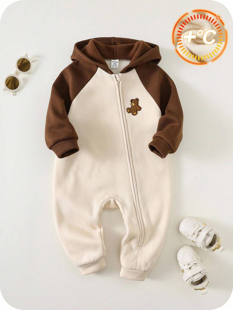 SHEIN Neugeborenes Baby Unisex süßer Patchwork gestrickter Bär Muster verstärkter Kapuzen-Jumpsuit, Herbst/Winter