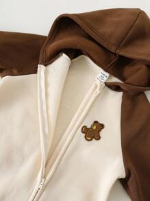 SHEIN Neugeborenes Baby Unisex süßer Patchwork gestrickter Bär Muster verstärkter Kapuzen-Jumpsuit, Herbst/Winter