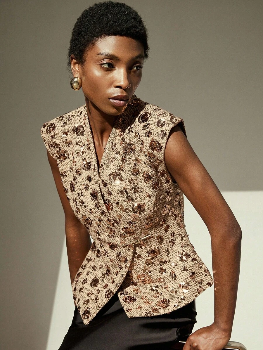 Aveloria Modichic Tweed Fabric Sequin Embroidery Elegant Design Buttoned Fitted Vest Top - Khaki - View 1