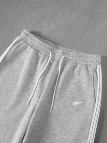 PAVTROS Manfinity Streetrush Streetrush Men's Casual Two-Tone Striped Wide Leg Pants, Men Grey Flared Sweatpants Grey Baggy Sweatpants Men Wide Leg Sweatpants Men Baggy Sweats Men Wide Leg Side Stripe Sweatpants, Hip-Hop Street, Boy Friend Gifts, Streetwear Men, Back To School, Fall