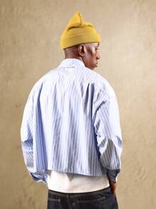 Camisa abotonada corta SUMWON con patrón de rayas, bolsillos parche, estilo de ropa de trabajo con doble bolsillo en el pecho, manga larga, ajuste holgado, uso casual, moda callejera de primavera y otoño, liso - Azul y blanco - Ver 2