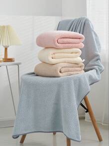 SHEIN Dark Purple Bath Towel Simple Plain Polyester Fiber Rectangular,Male And Female Household Adult Swimming Towel Is Soft And Quick-Drying Absorbent And Does Not Fade, Suitable For Bathroom, Hotel, Sports Travel, Swimming Pool, Vacation Party, Beach Home Bathroom Decor Summer Back To School For Beauty Salon Home Bathroom