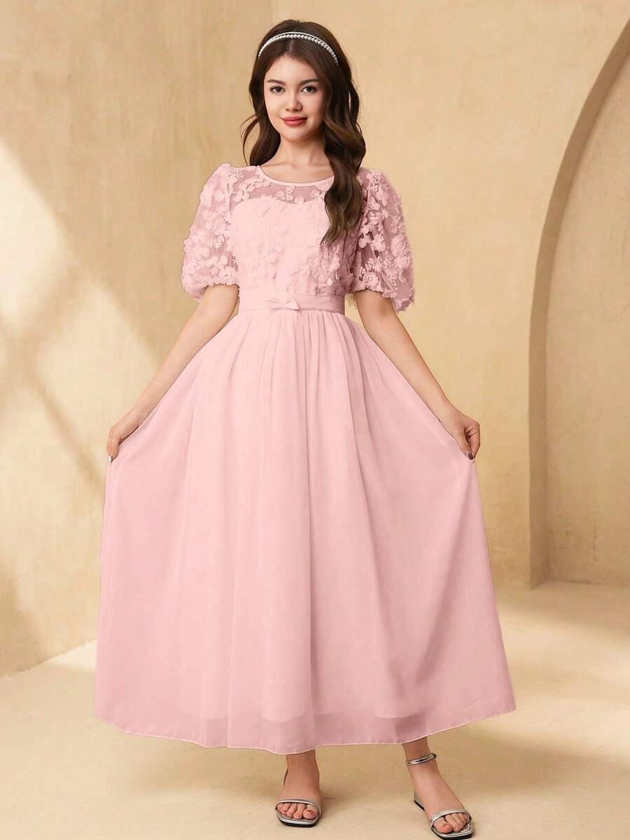 SHEIN 优雅白色圆领 3D 蕾丝面料泡泡袖飘逸连衣裙，适合派对、婚礼、少女穿着