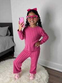 SHEIN Conjunto de pantalones y camiseta de manga larga acanalada de gran tamaño de estilo liso para niña en casa - Rosa Fucsia - Ver 6