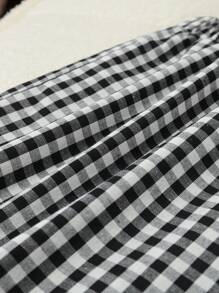 SHEIN Tall CURVE Plus Size Women's Fashion Red Woven Plaid Shorts For Summer Valentine's Day