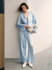 Uhlyne Conjunto casual de camisa de manga larga con nudo delantero y pantalones a rayas para vacaciones de mujer - Azul - Ver 5