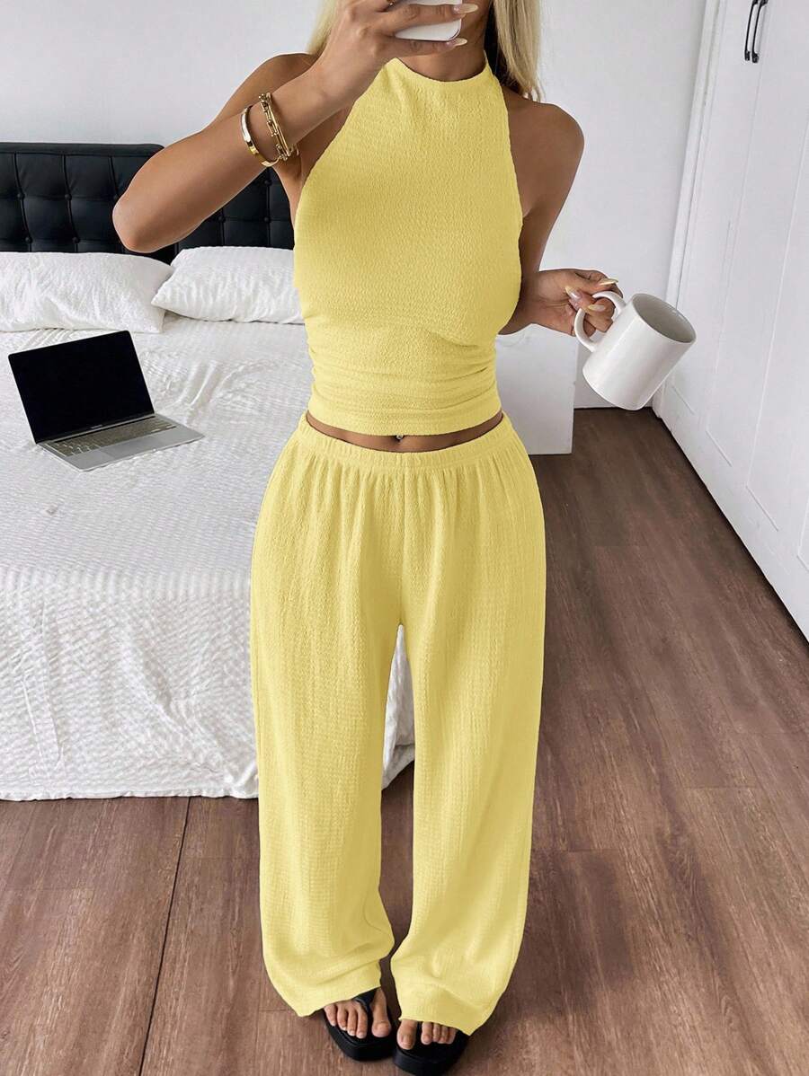 SHEIN EZwear 女士针织纹理吊带上衣和裤子休闲度假套装 黄色两件套 夏季两件套 女士舒适两件套 夏季两件套 休闲舒适两件套 女士度假套装 女士两件套 女士夏季套装 女士夏季套装 女士套装 - 鵝黃色 - 查看 1