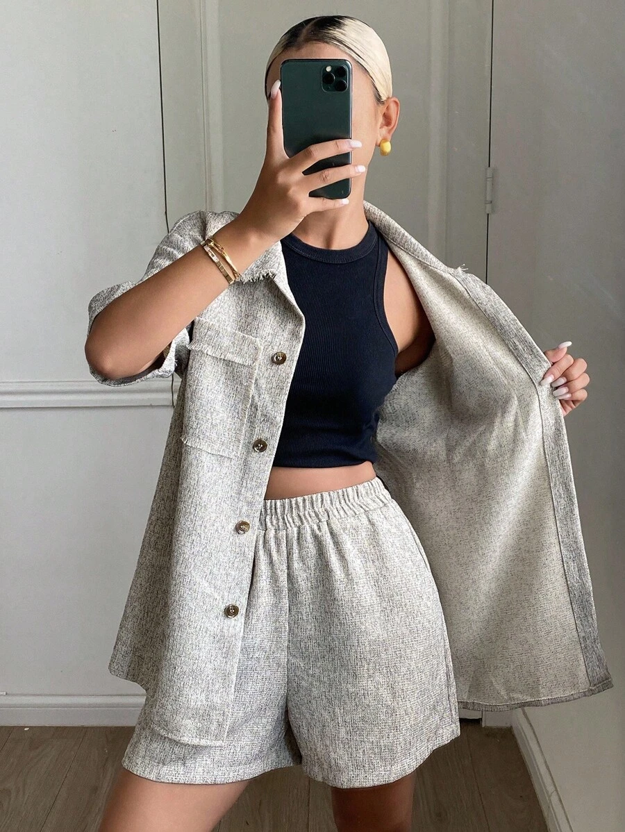 DAZY 2件套女士夏季休闲条纹衬衫和短裤套装 - 米色 - 查看 1